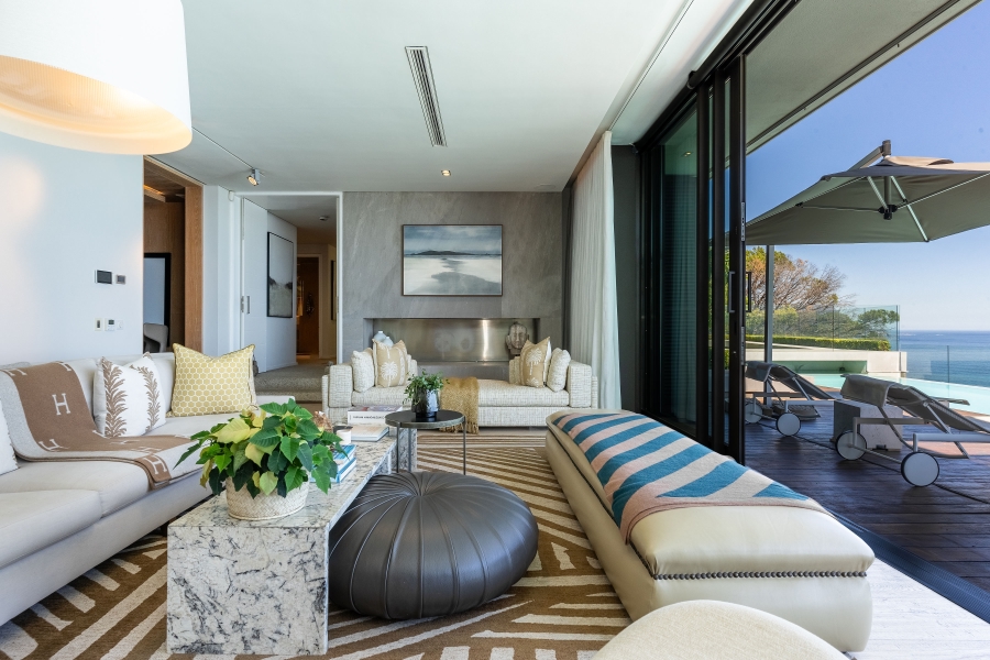To Let 6 Bedroom Property for Rent in Clifton Western Cape